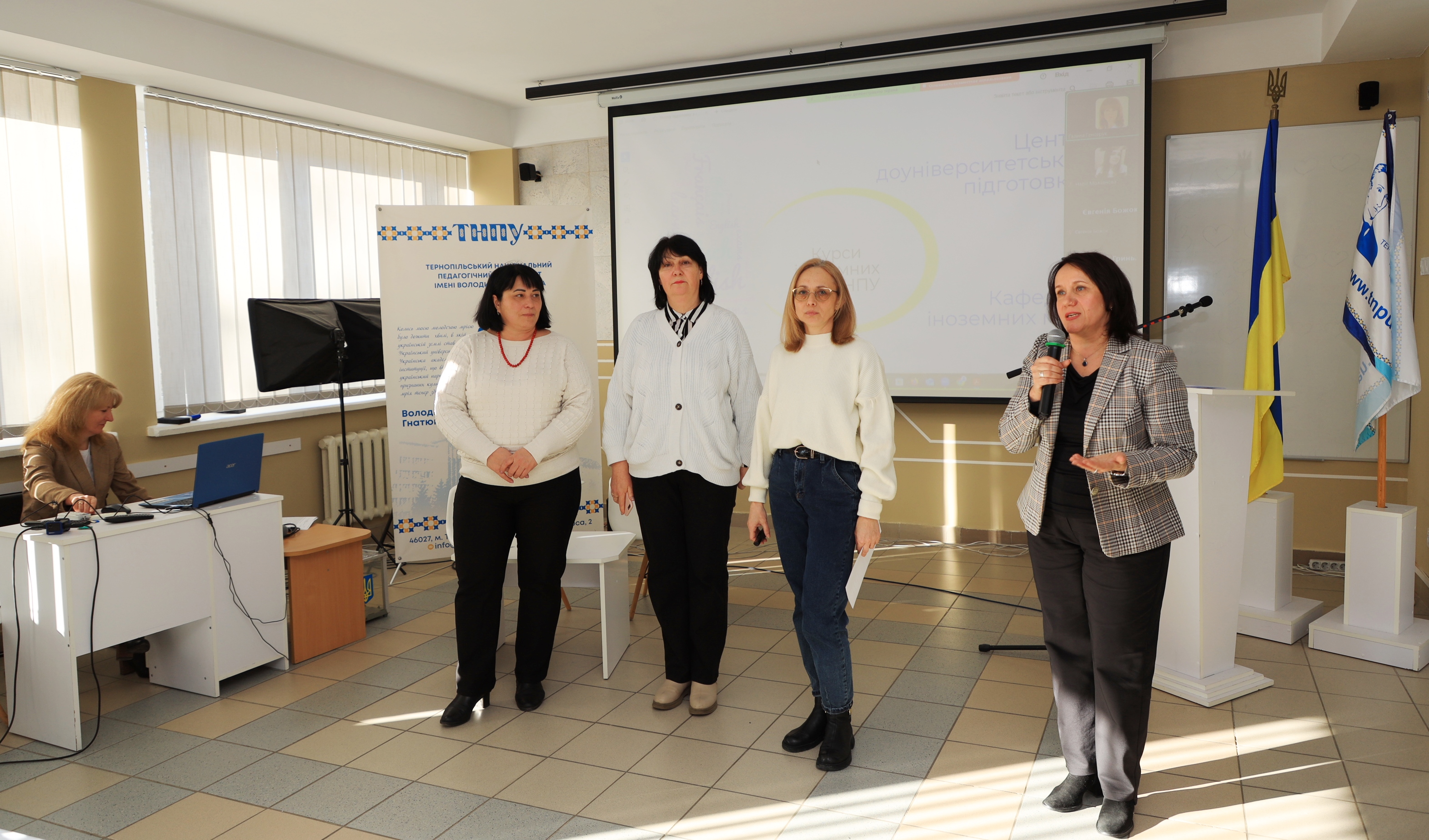 Викладачі центру